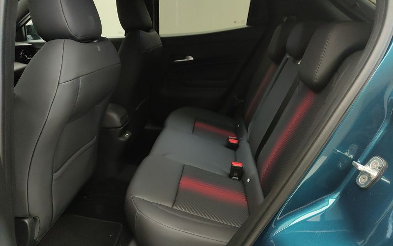 JUNIOR 1.2 136CV HYBRID EDCT6